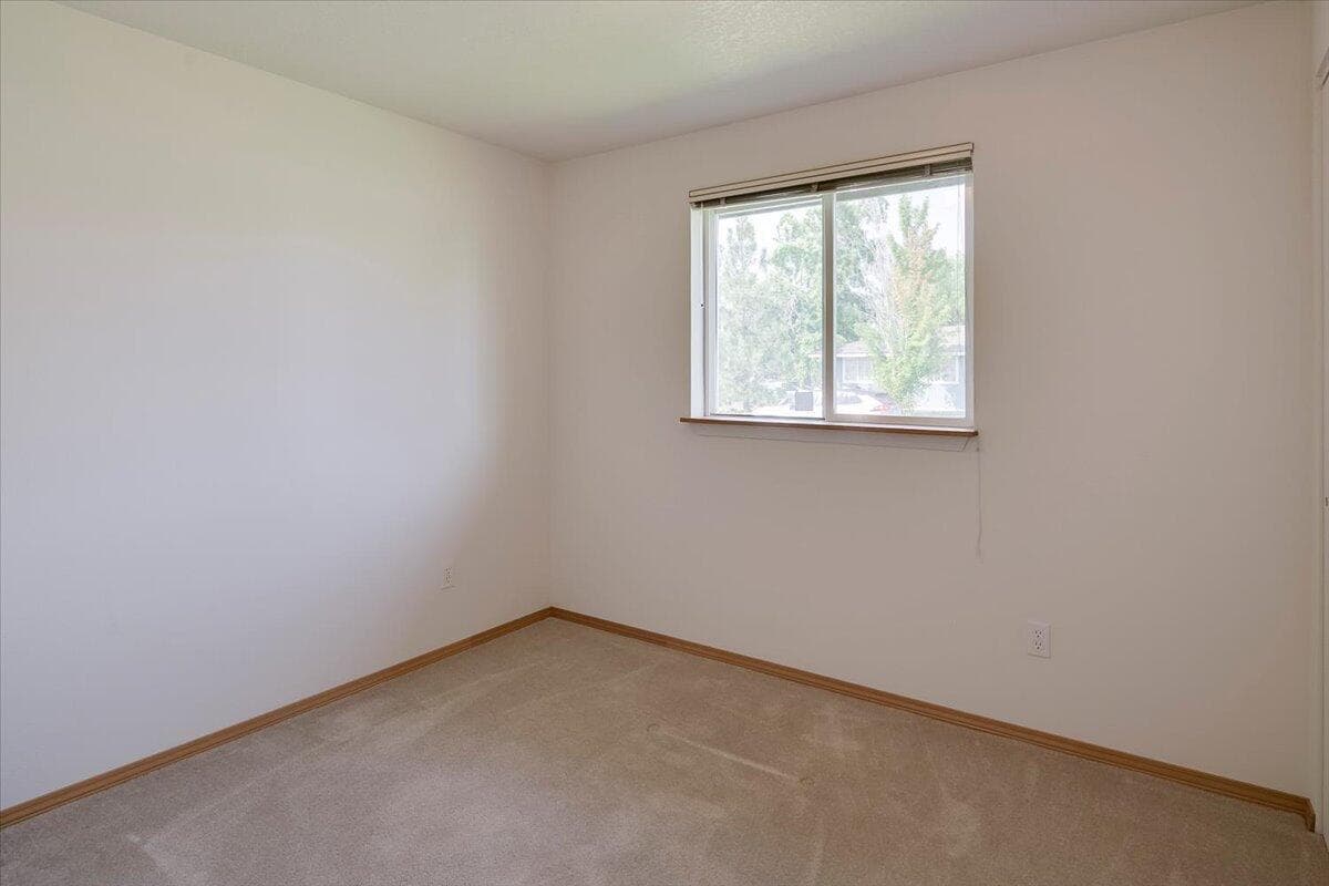 Photo of 1712 SW 35th Street 18 of 26