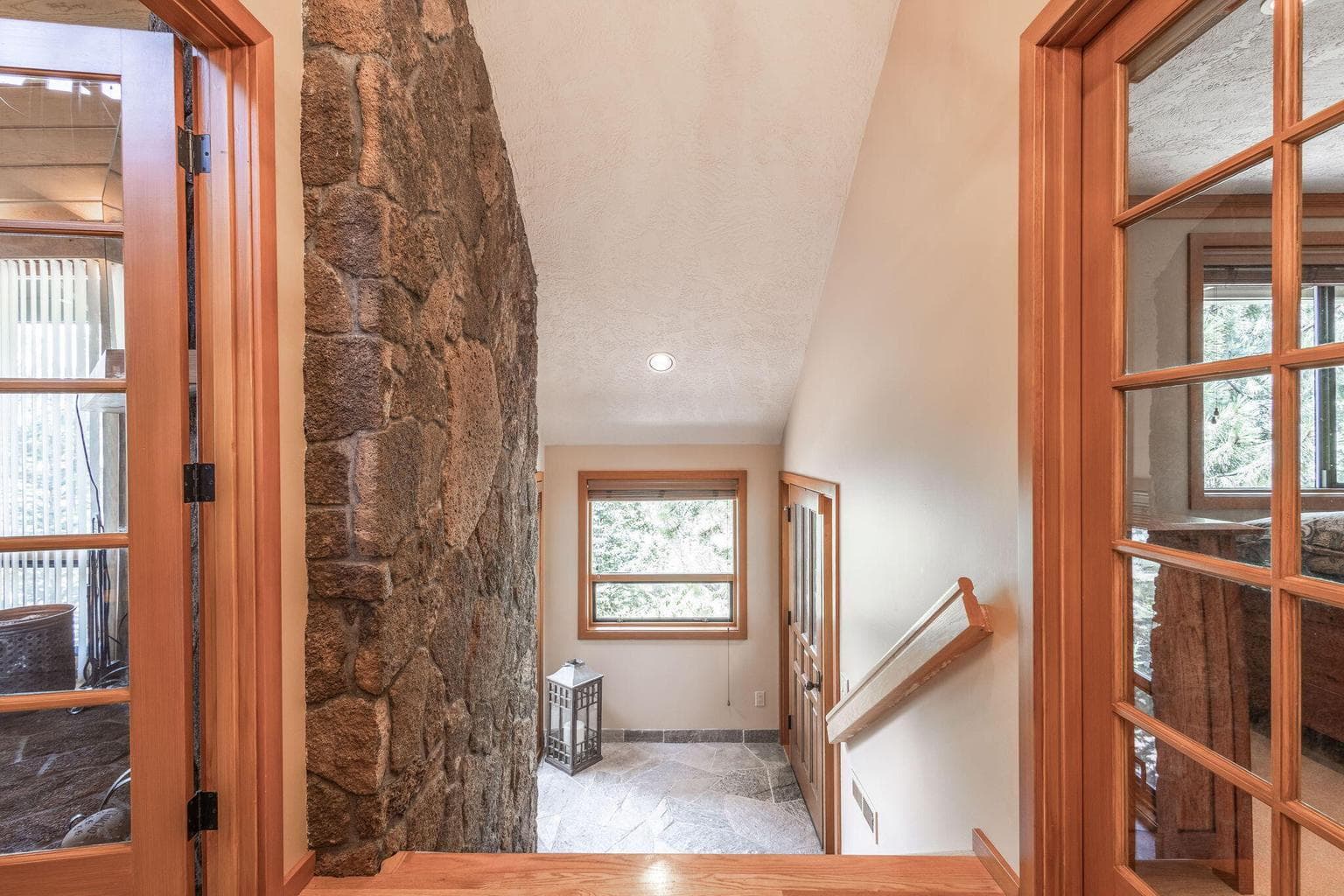 Photo of 56835 Deschutes Lane 4 of 48