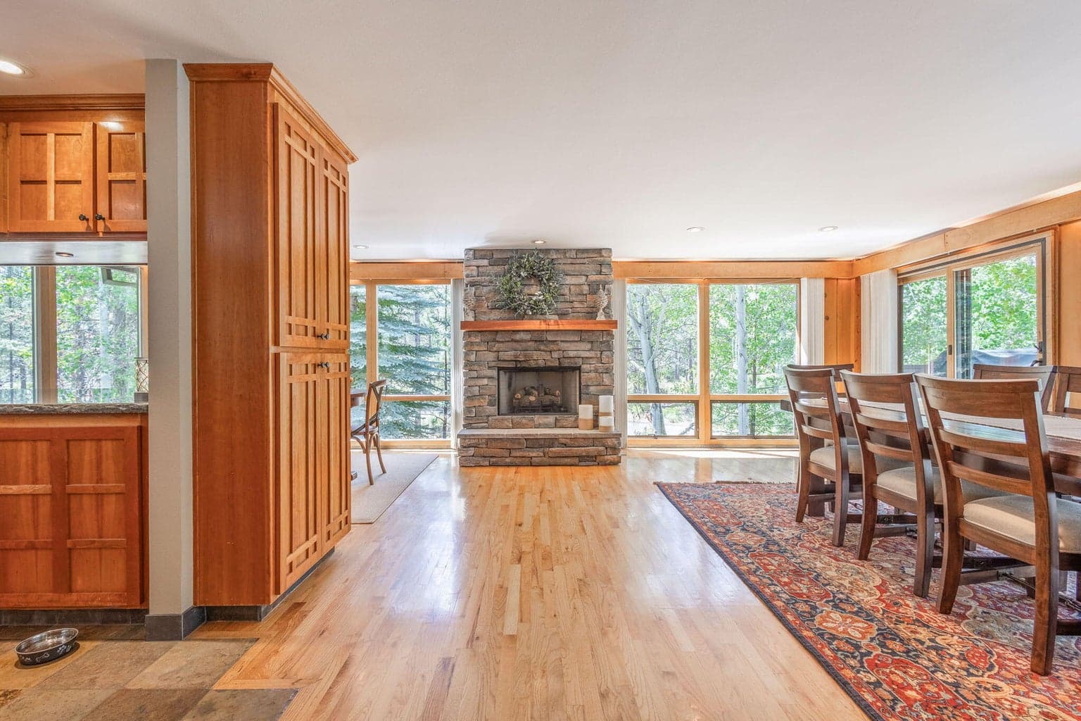 Photo of 56835 Deschutes Lane 8 of 48