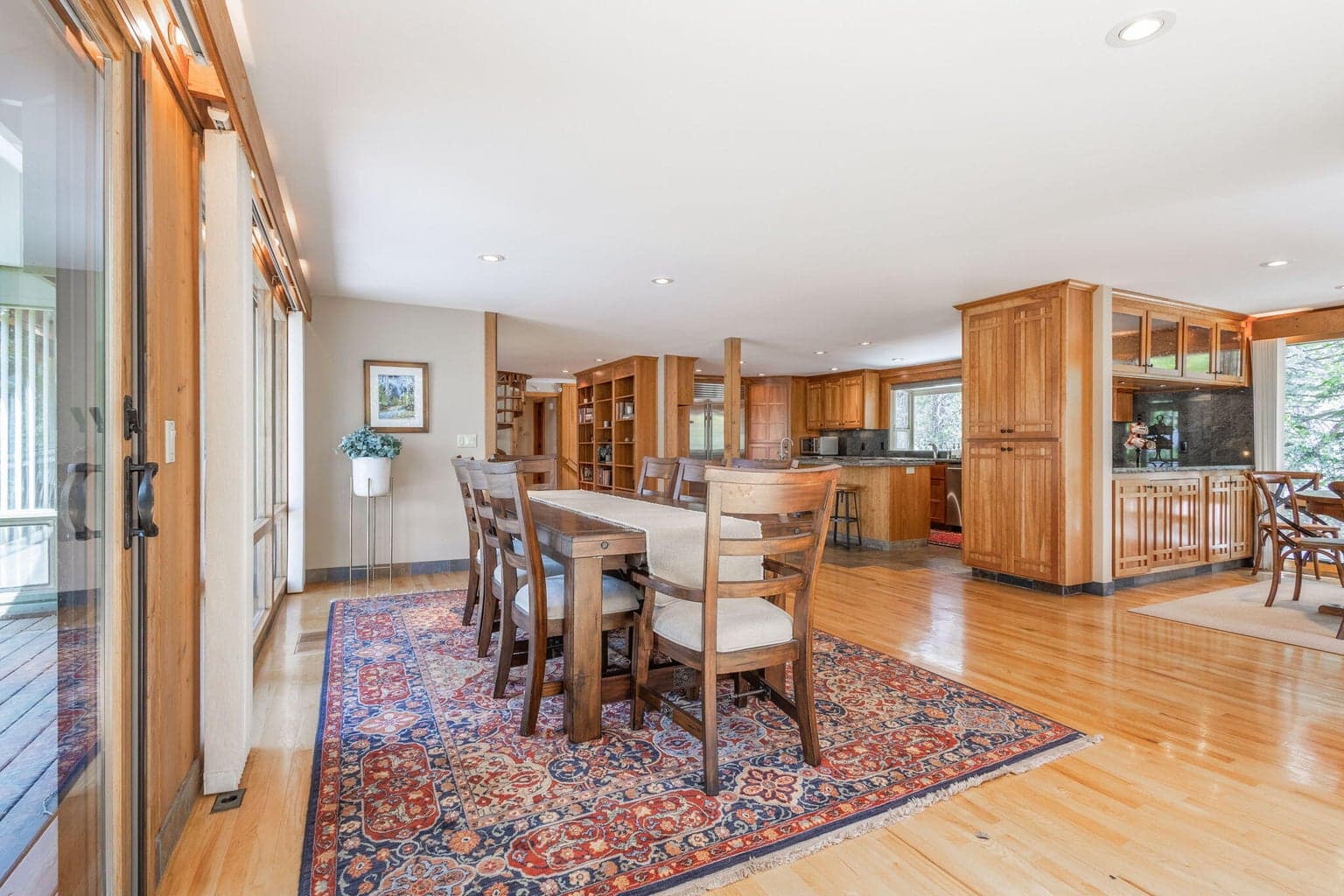 Photo of 56835 Deschutes Lane 11 of 48