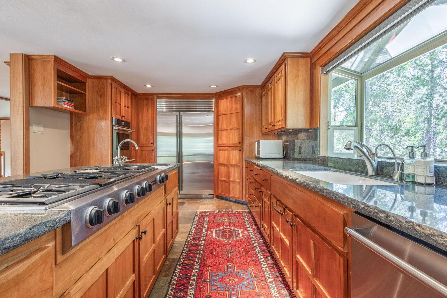 Photo of 56835 Deschutes Lane 13 of 48