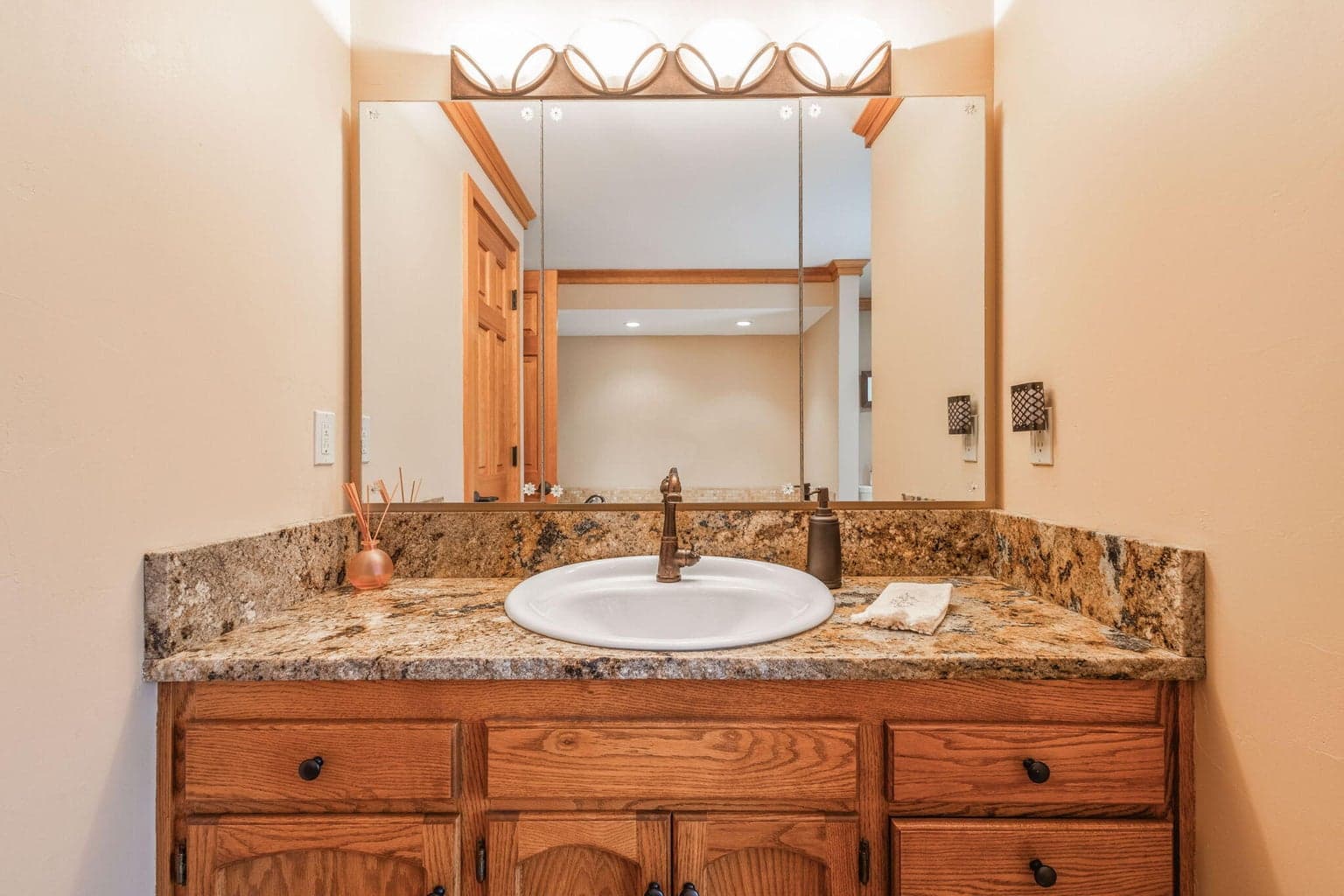 Photo of 56835 Deschutes Lane 26 of 48