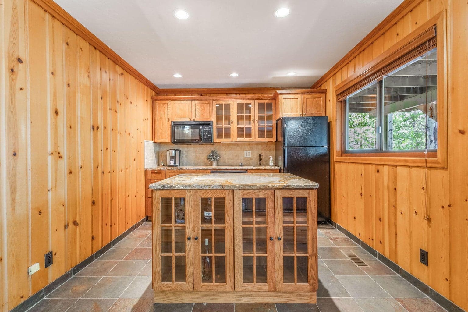 Photo of 56835 Deschutes Lane 34 of 48
