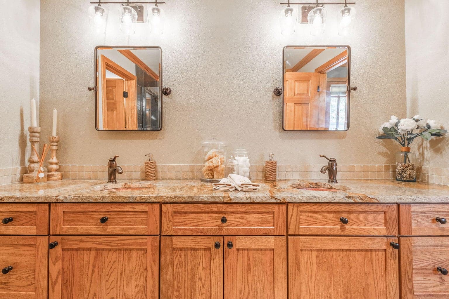 Photo of 56835 Deschutes Lane 38 of 48