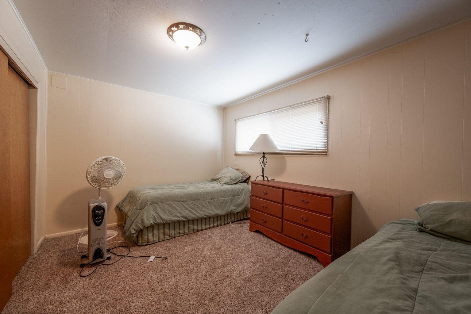 Photo of 720 NW Ogden Avenue 12 of 37
