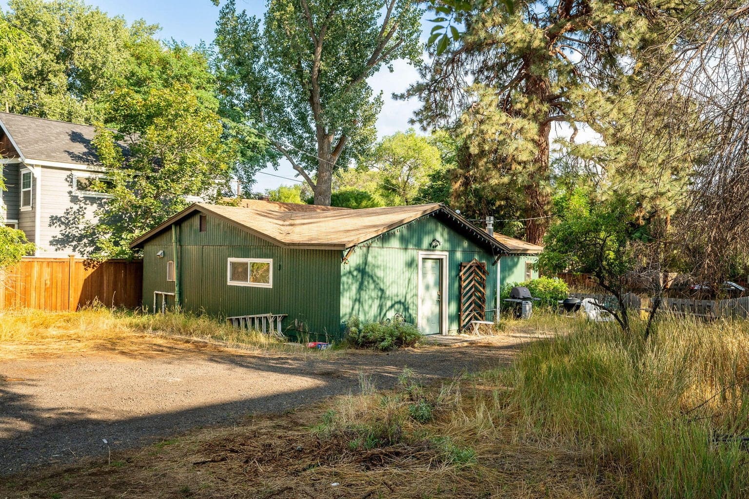 Photo of 720 NW Ogden Avenue 37 of 37