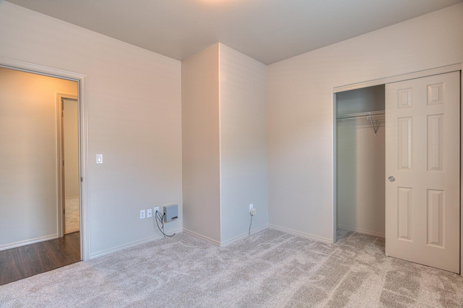 Guest bedroom