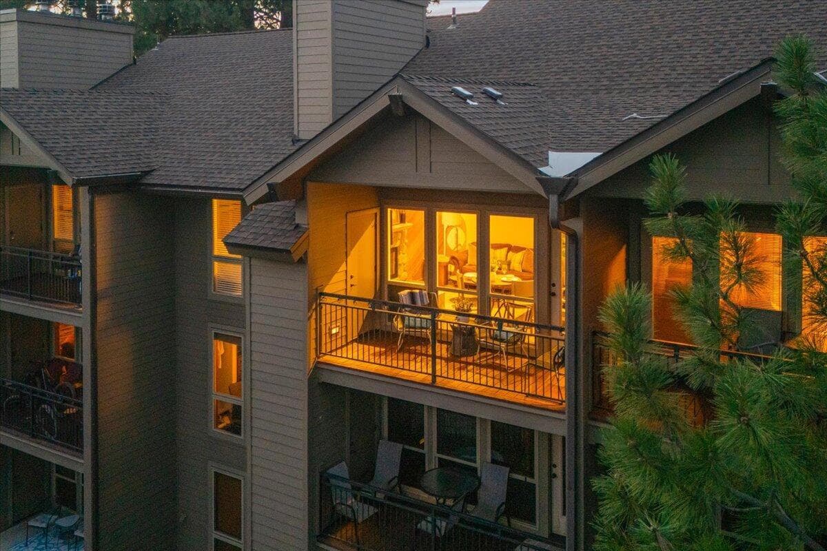 Photo of 18575 SW Century Drive 33 of 37