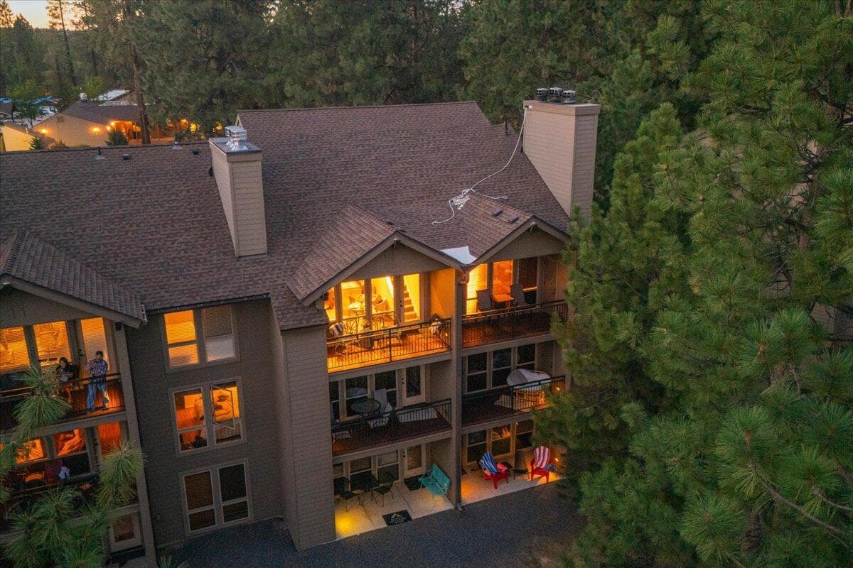 Photo of 18575 SW Century Drive 34 of 37