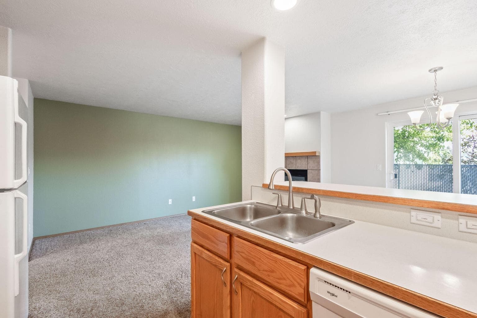 Photo of 1444 SW 16th Street 13 of 33