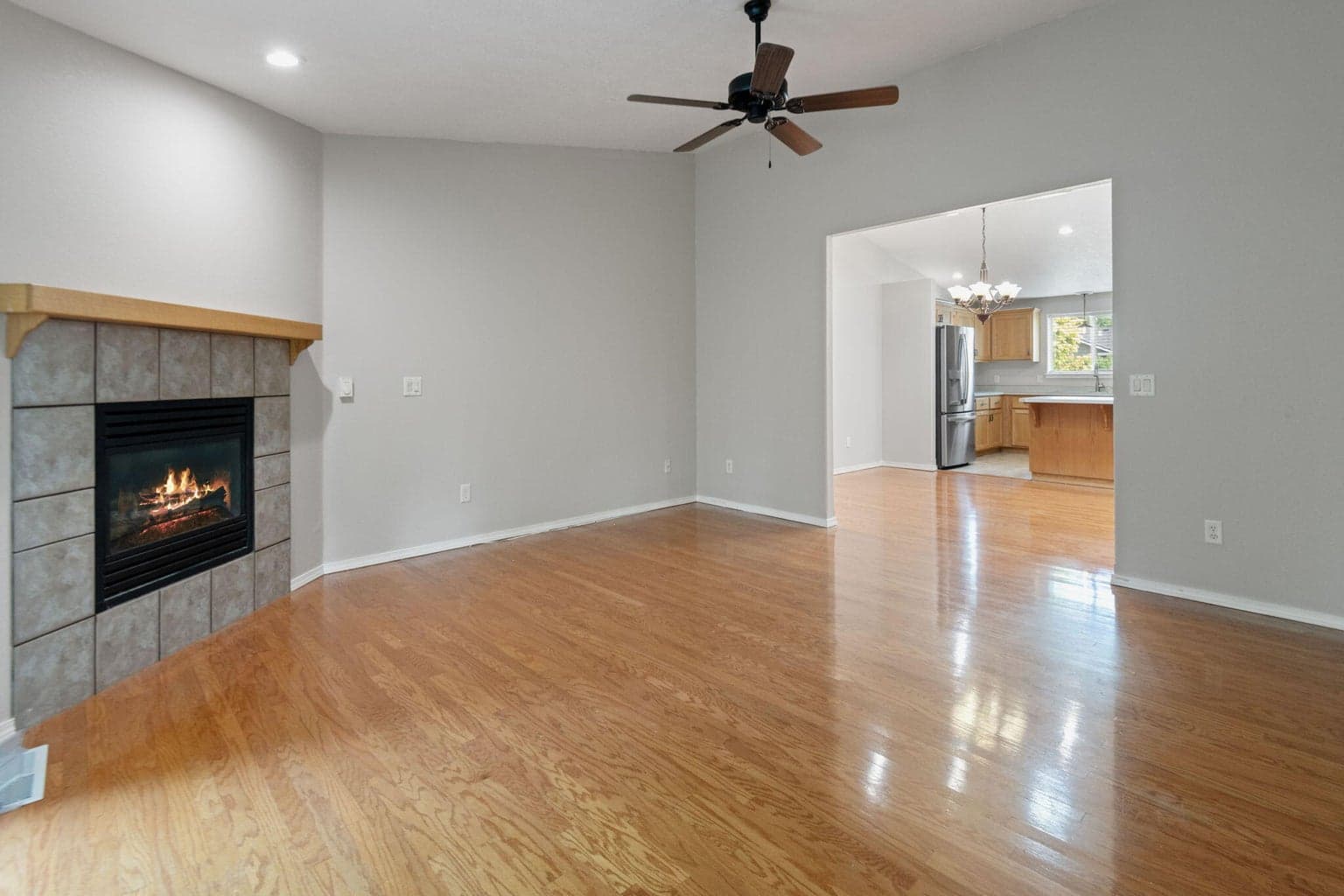 Photo of 1829 NE 7th Street 6 of 30