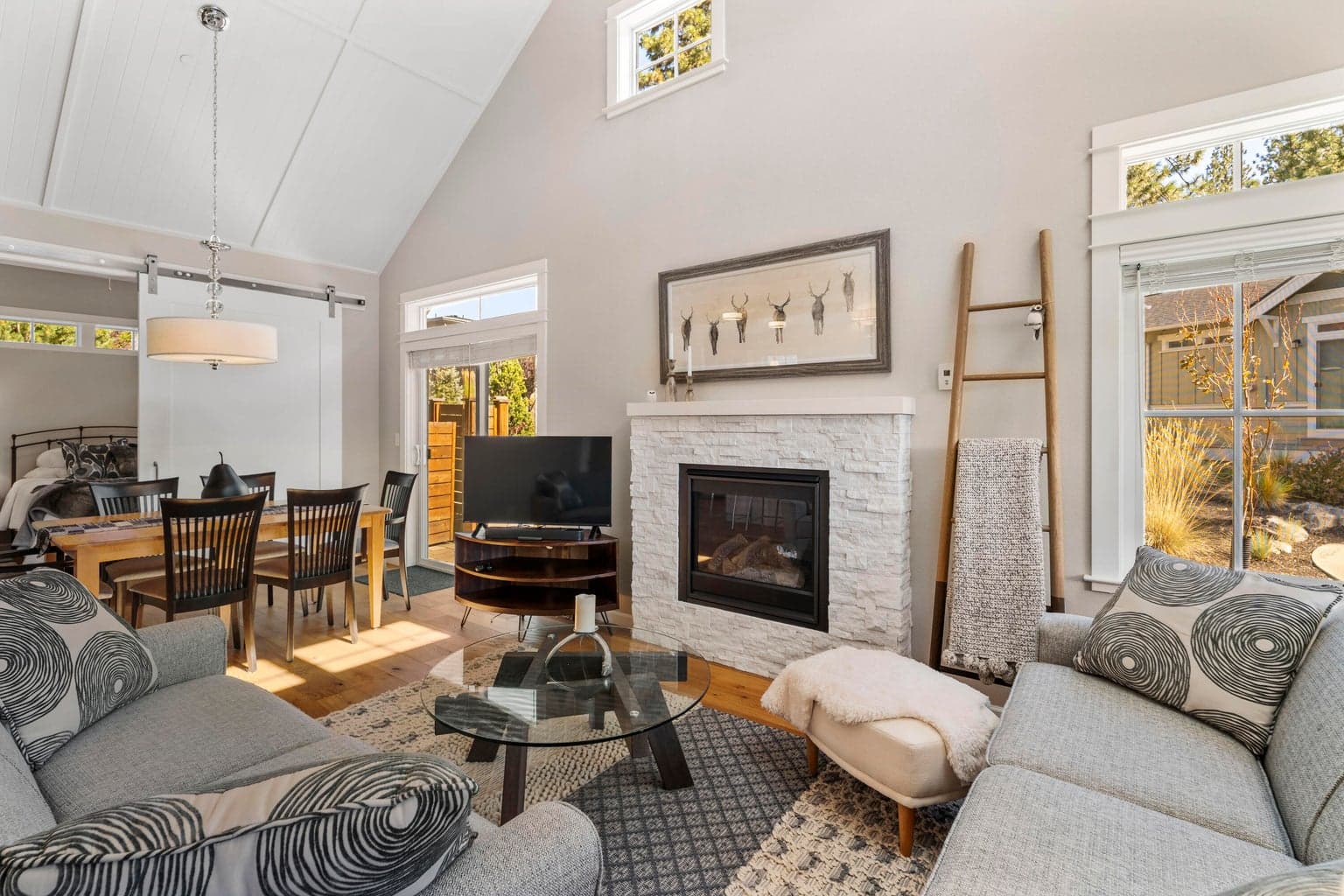 Photo of 2439 Drouillard 1 of 1