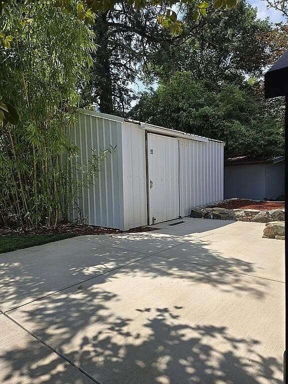 Photo of 591 Farichild 4 of 22