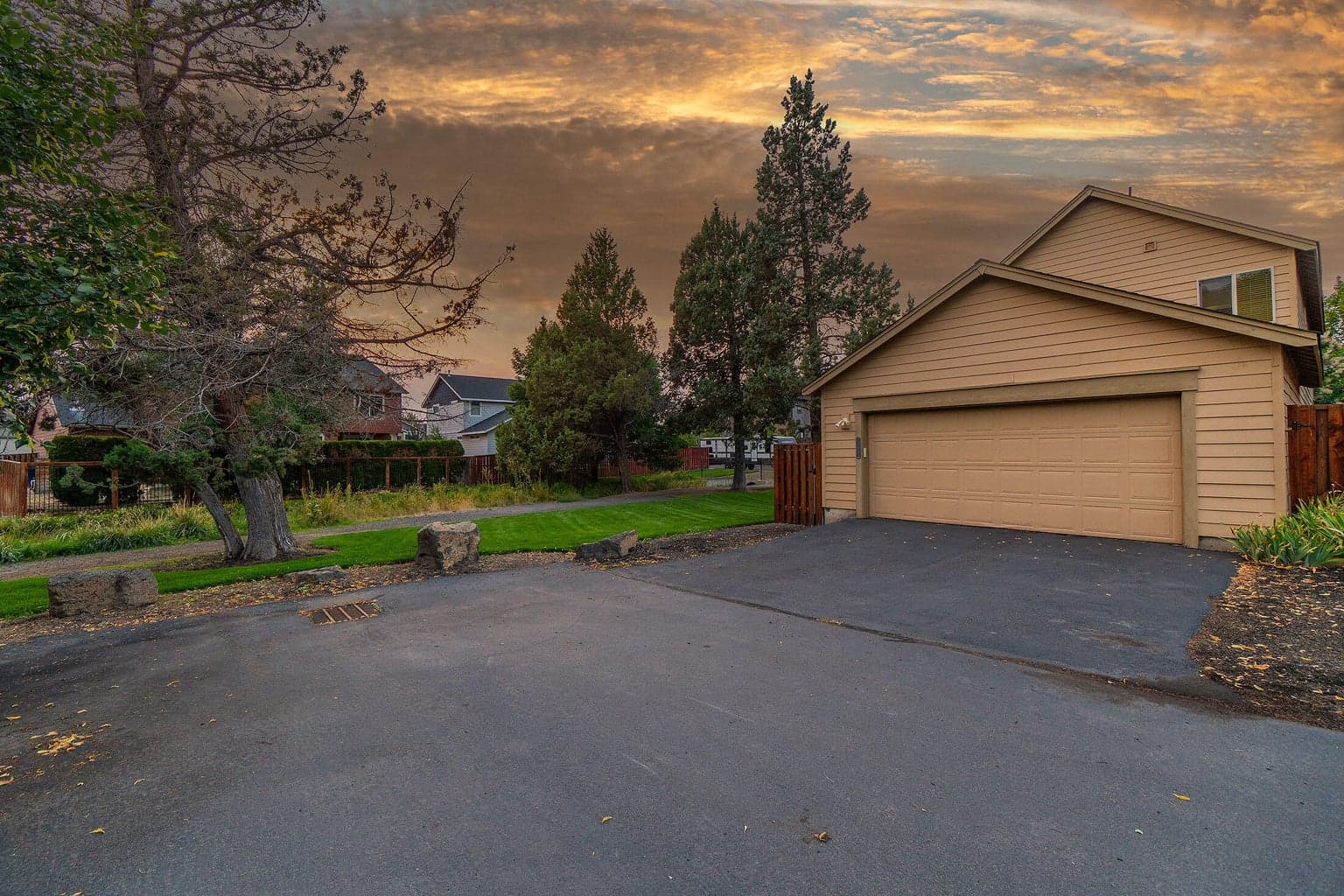 Photo of 2822 NW Elm Avenue 19 of 29