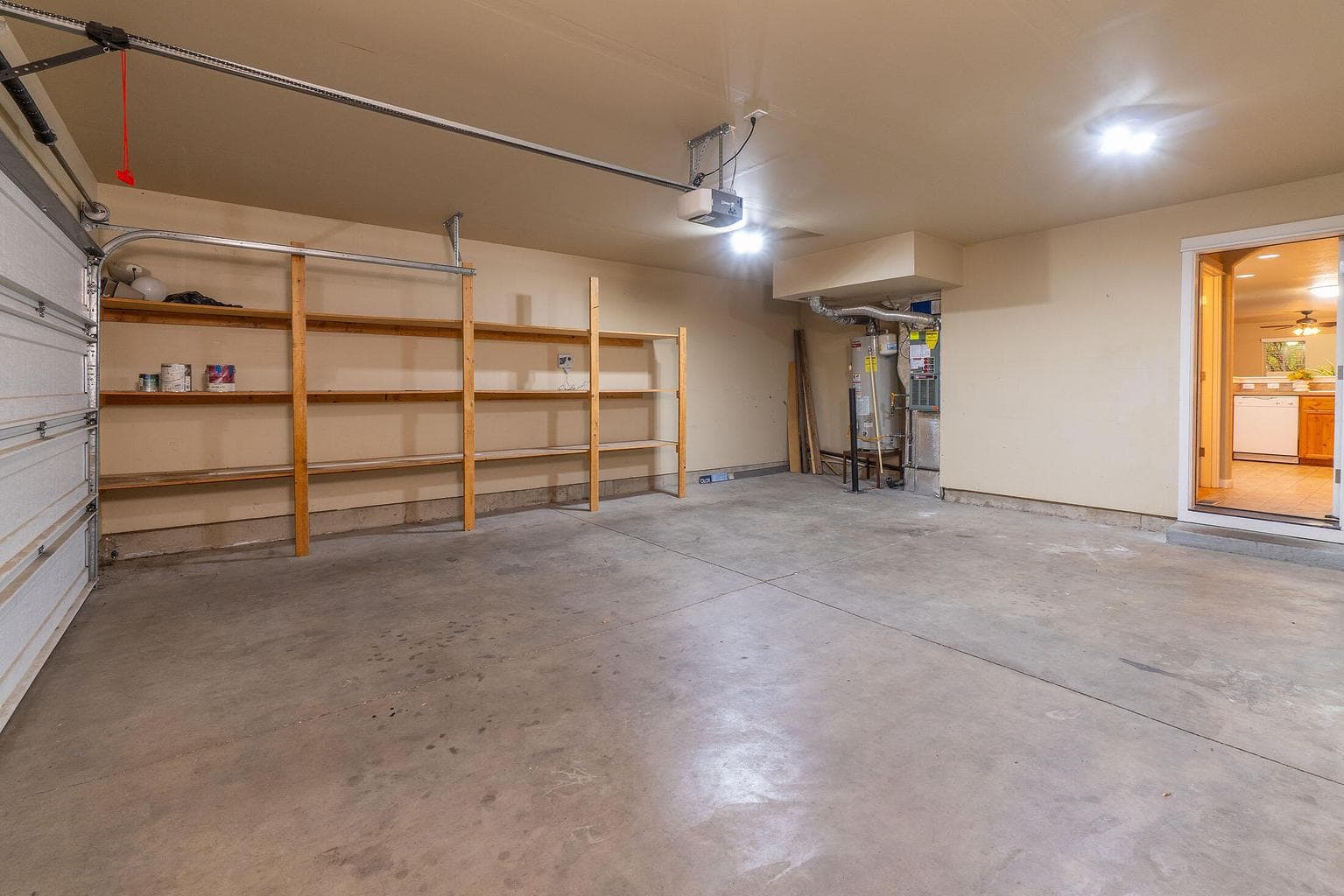 Photo of 2822 NW Elm Avenue 20 of 29
