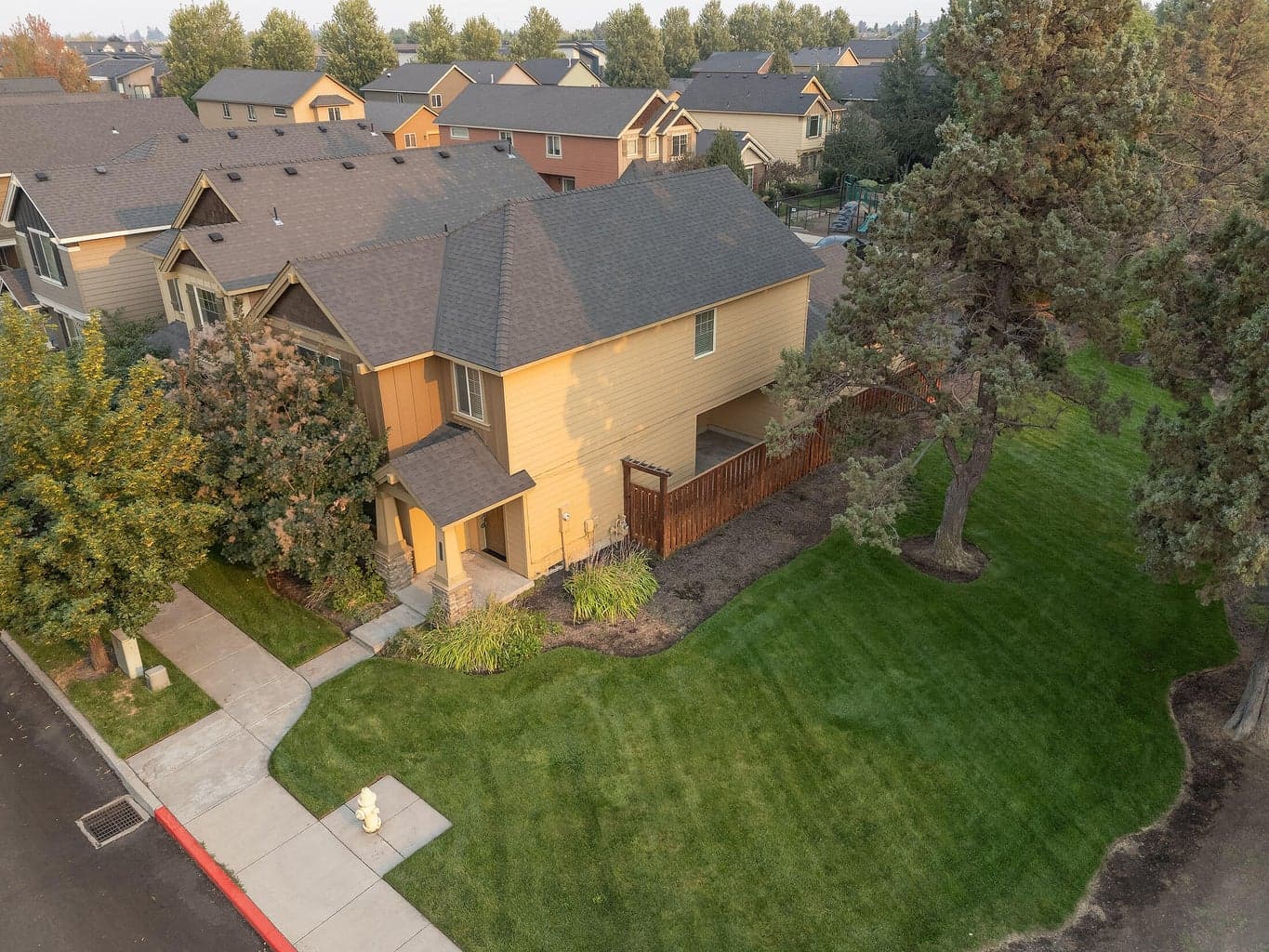 Photo of 2822 NW Elm Avenue 29 of 29
