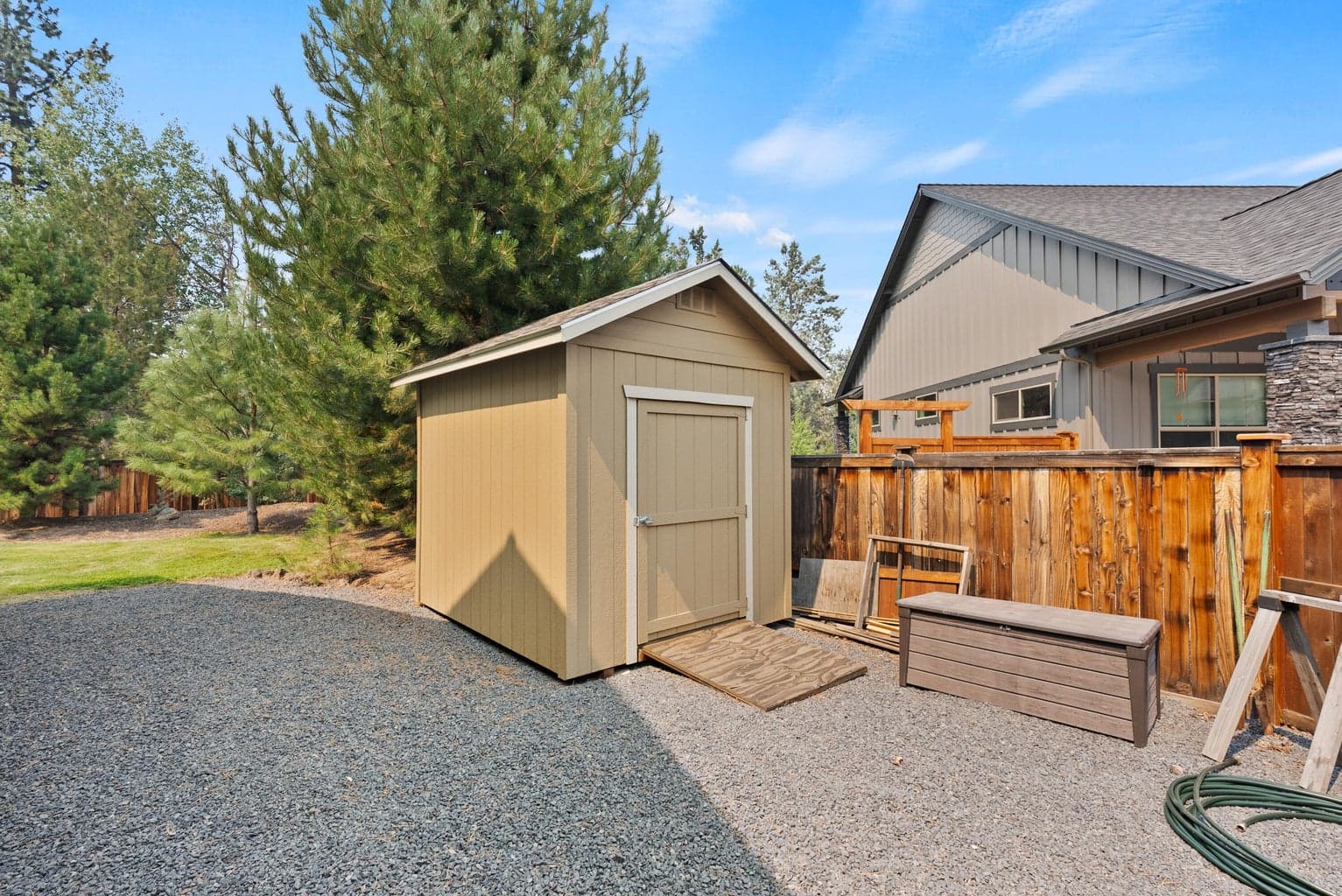Opposite side of garage