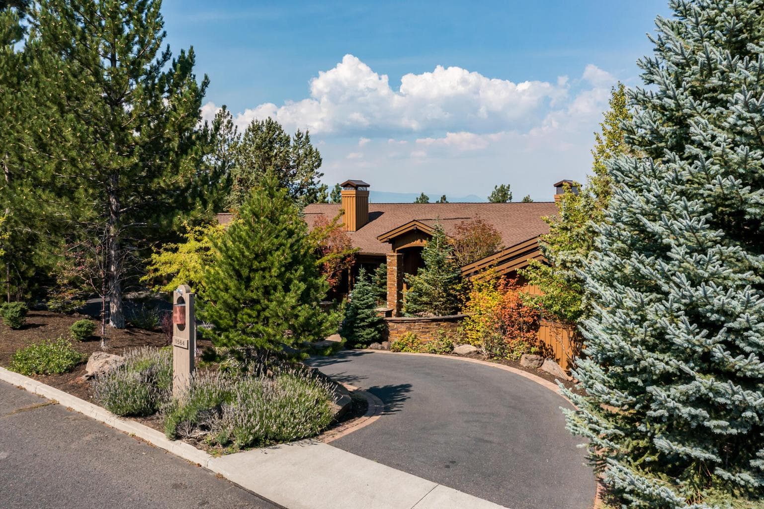 Photo of 1564 NW Overlook Drive 59 of 59
