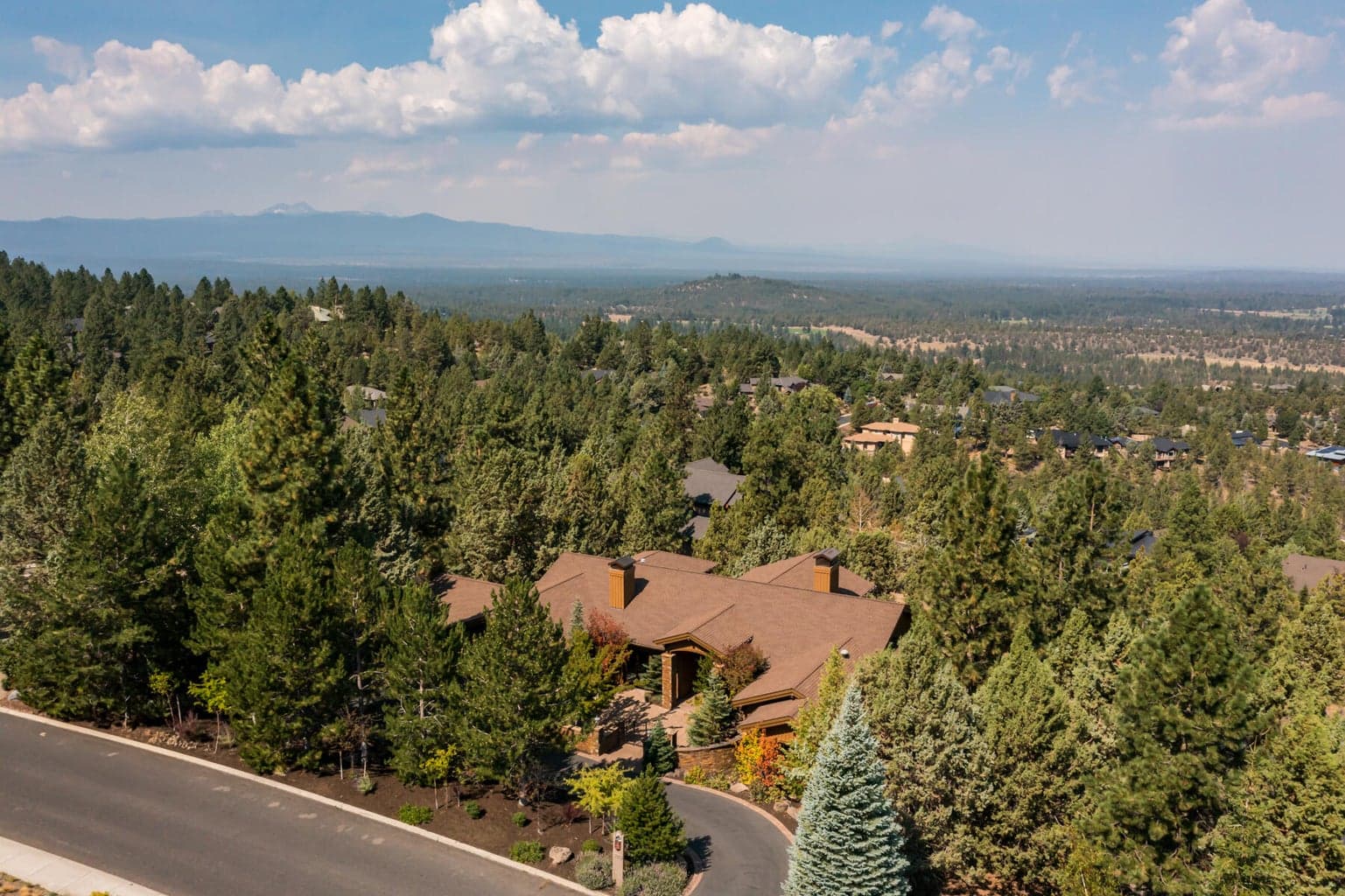 Photo of 1564 Overlook 5 of 59