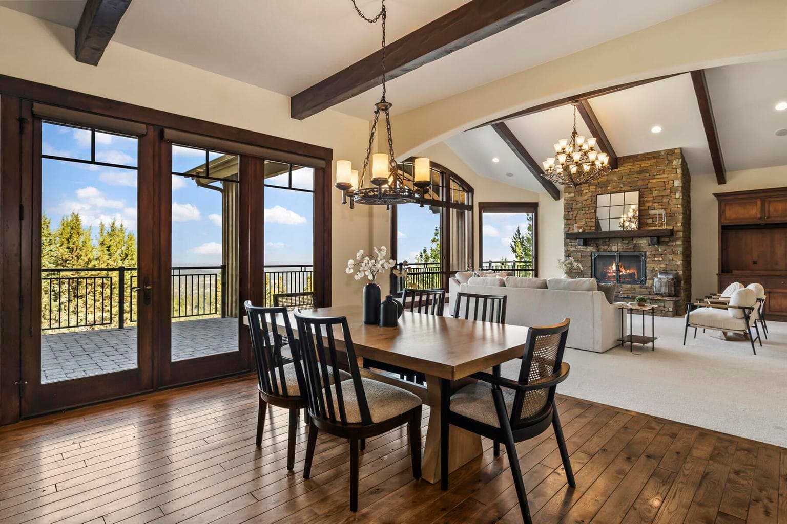 Photo of 1564 NW Overlook Drive 21 of 59