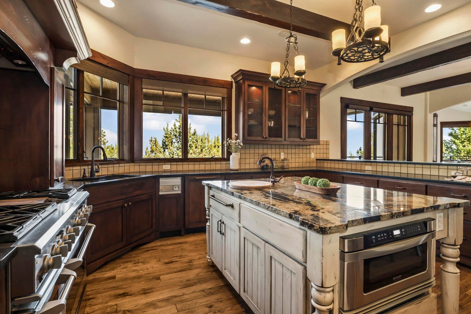 Photo of 1564 NW Overlook Drive 27 of 59