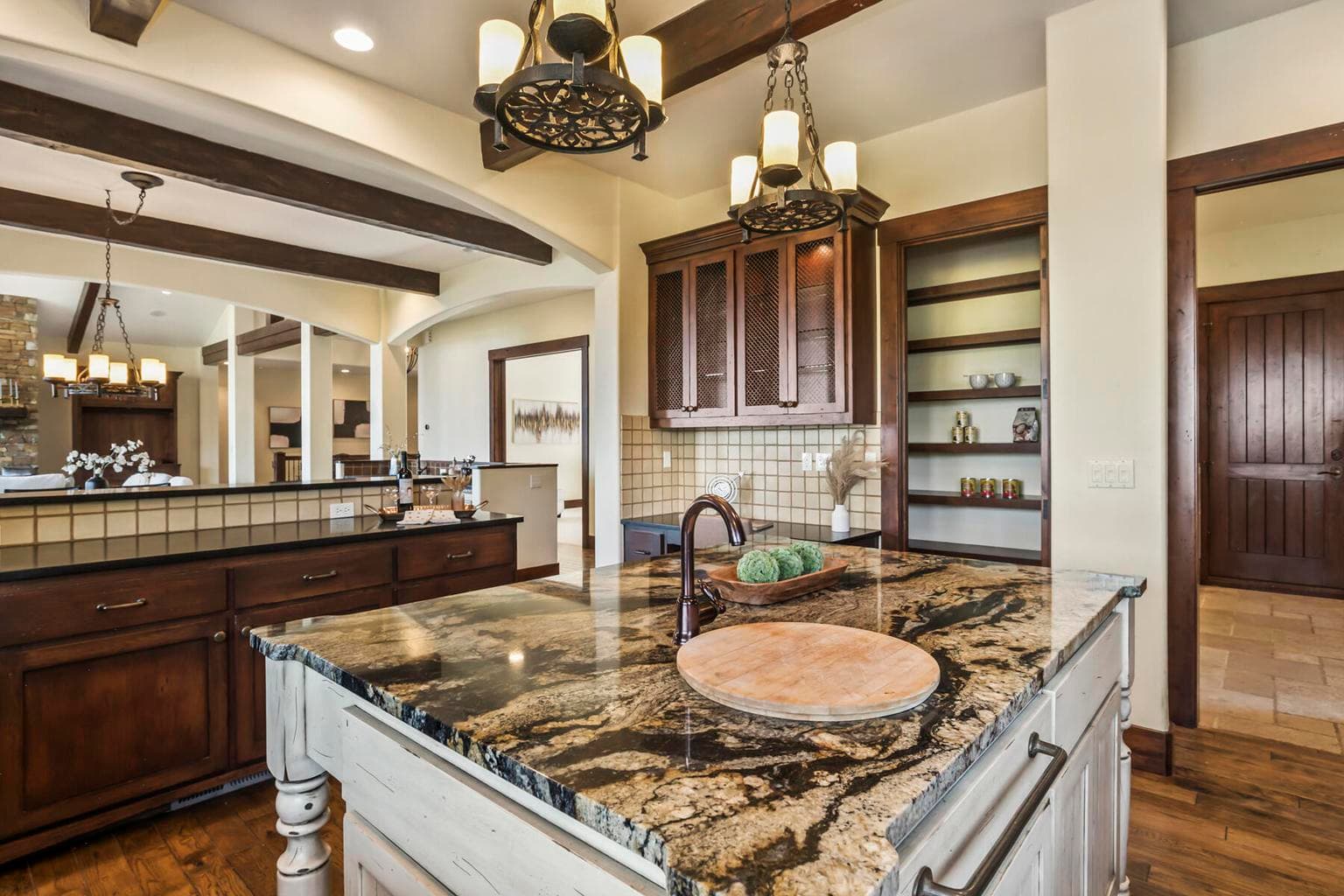 Photo of 1564 NW Overlook Drive 28 of 59