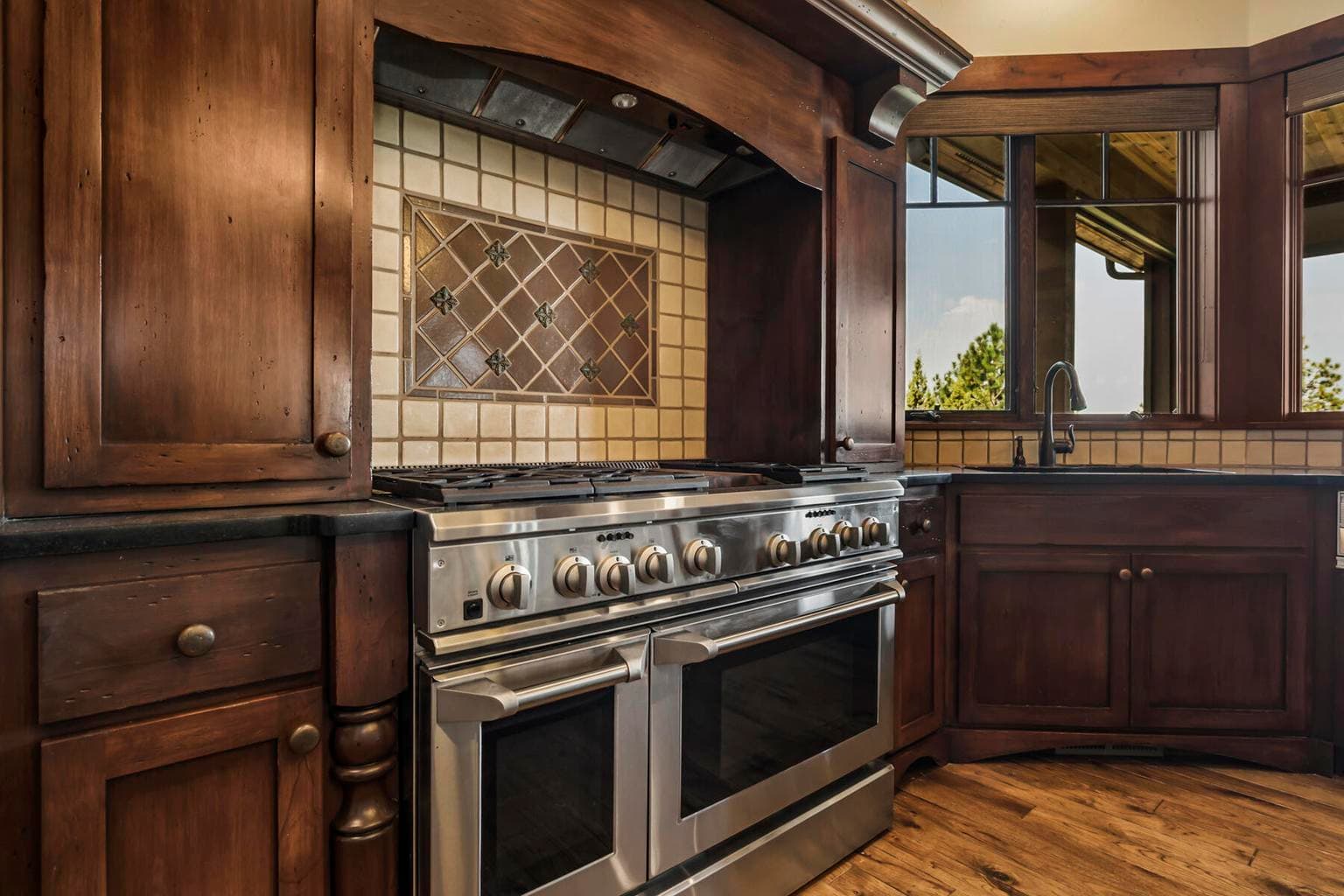 Photo of 1564 NW Overlook Drive 29 of 59