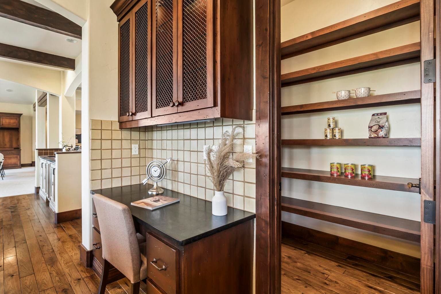 Photo of 1564 NW Overlook Drive 31 of 59