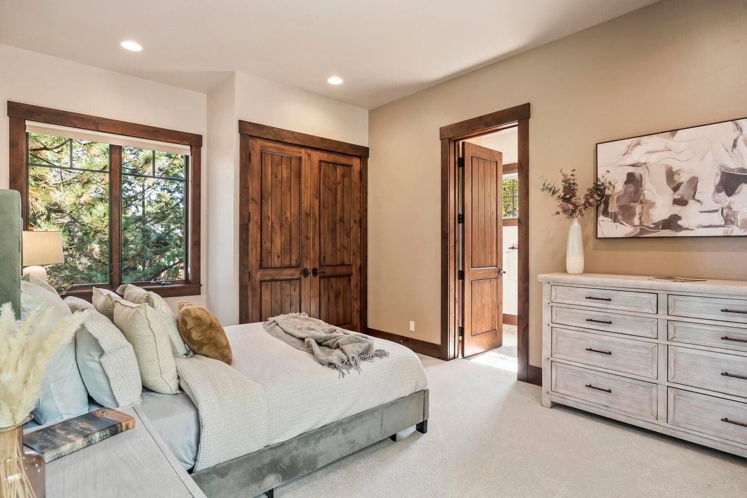 Photo of 1564 NW Overlook Drive 40 of 59
