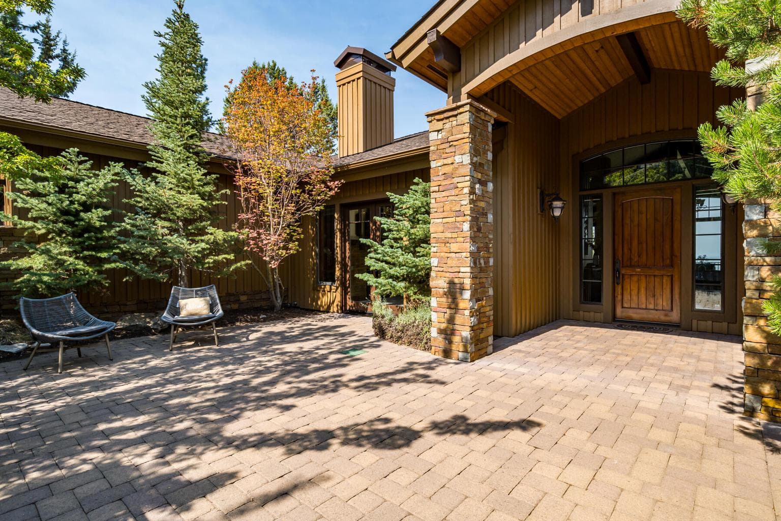Photo of 1564 NW Overlook Drive 8 of 59