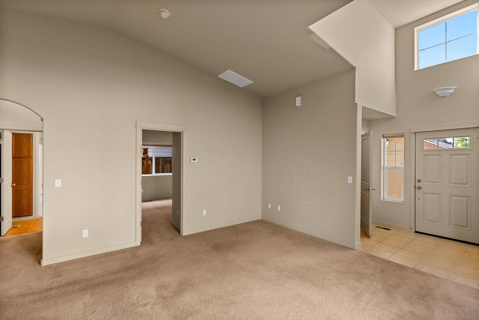 Photo of 2890 NE Jackdaw Drive 10 of 30
