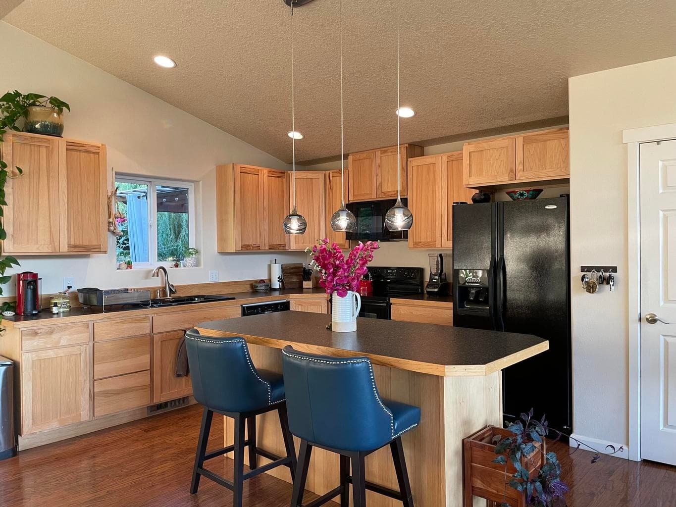 Photo of 265 Elk View 5 of 46