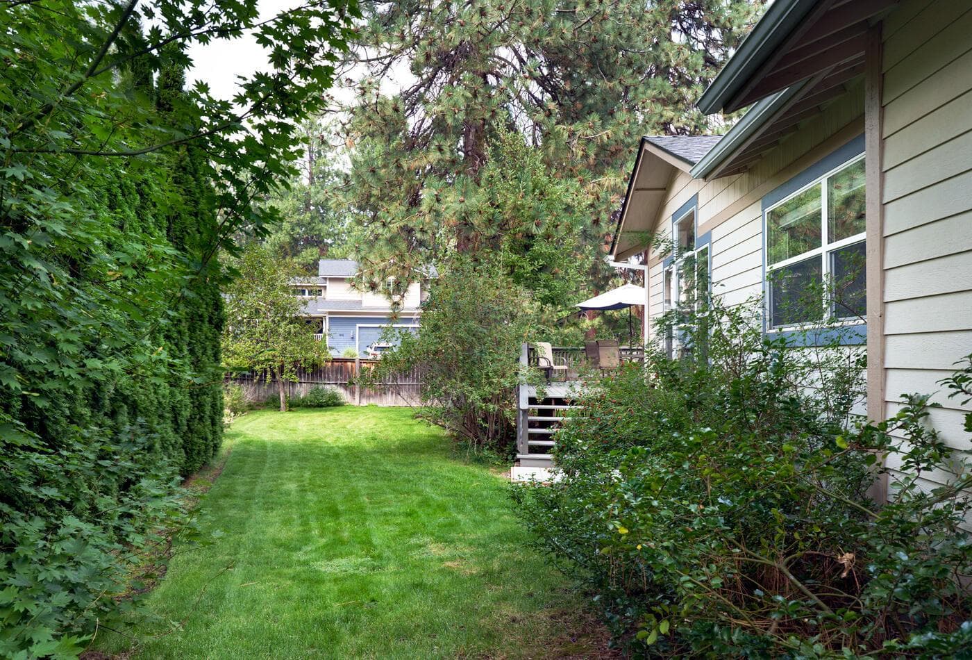 Photo of 1233 NW 18th Street 16 of 17