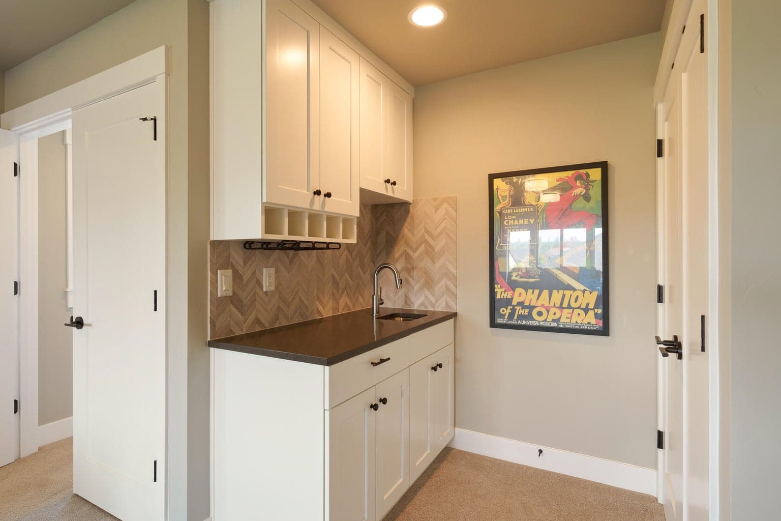 Wet bar in bonus room