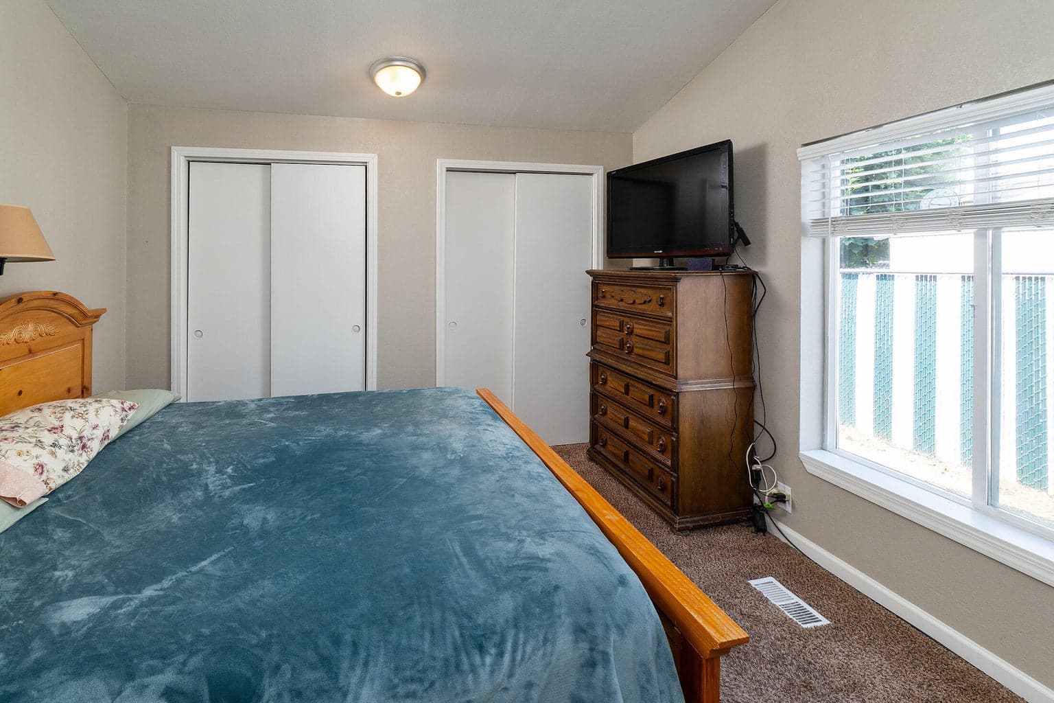Photo of 1339 NW Drake Avenue 6 of 16