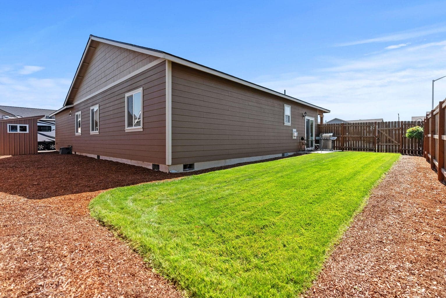 Photo of 521 SE Morgan Court 34 of 40