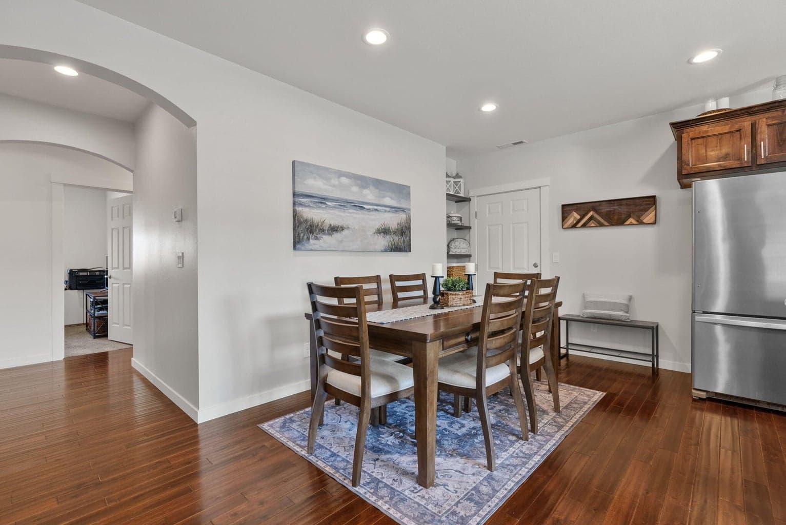 Photo of 521 SE Morgan Court 15 of 40