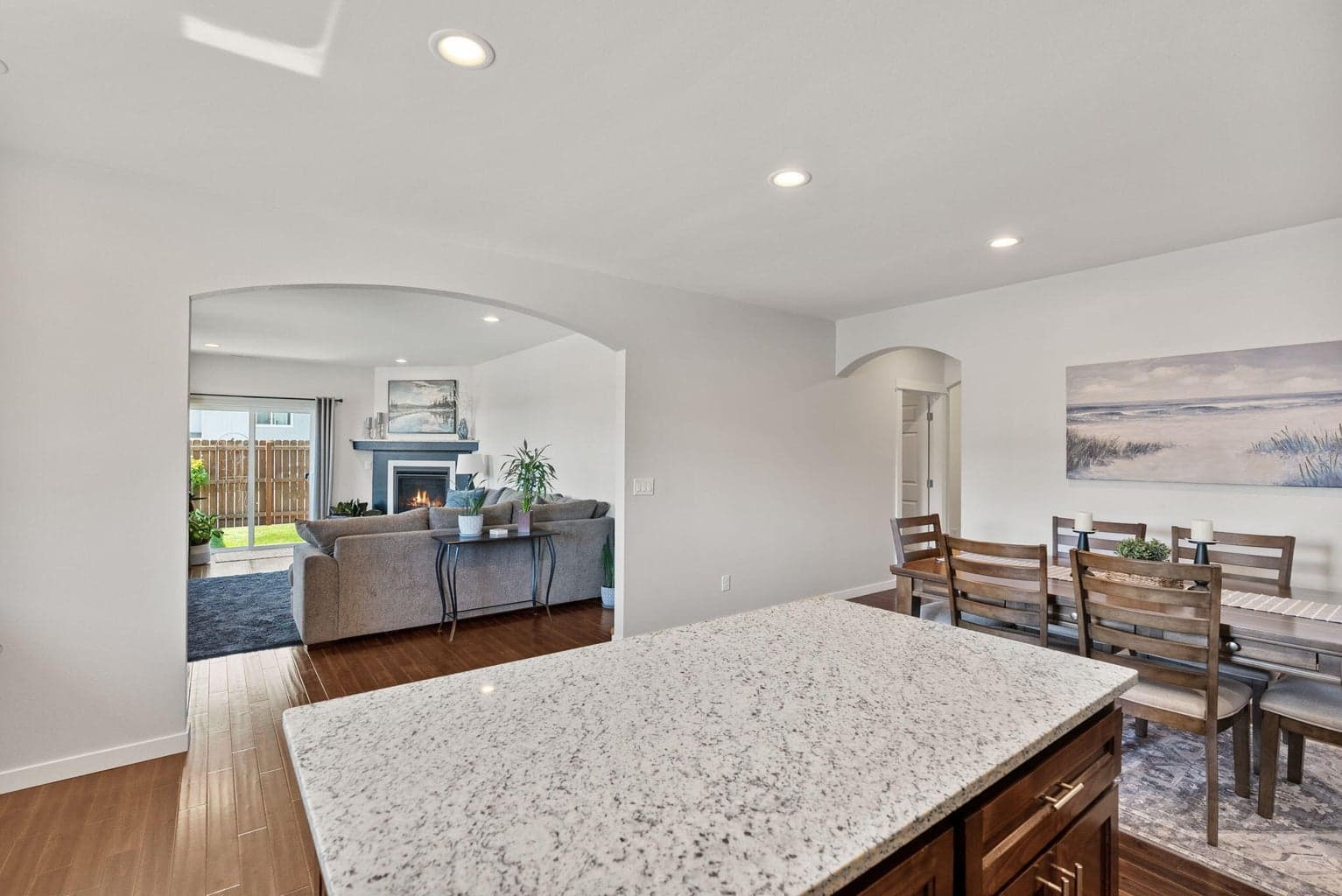 Photo of 521 SE Morgan Court 18 of 40