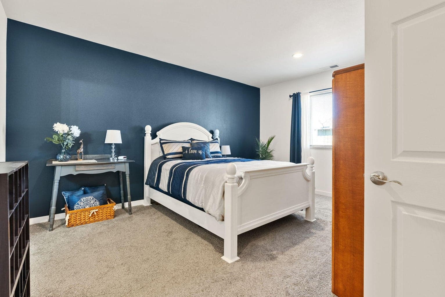 Photo of 521 SE Morgan Court 19 of 40