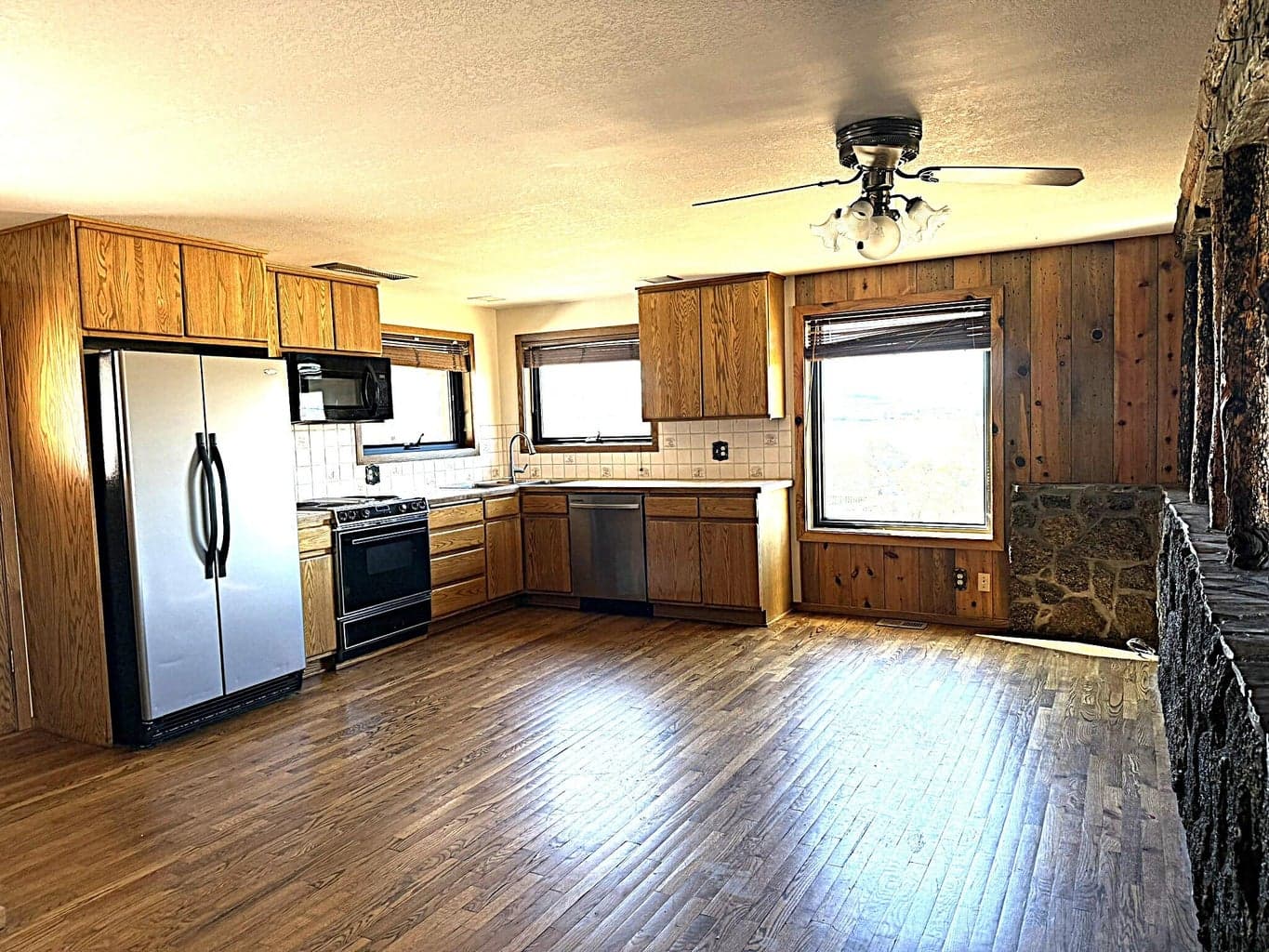 Oak Floors in Kitchen