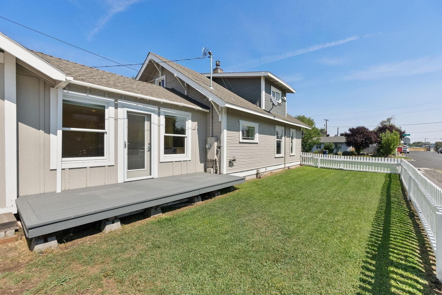 Photo of 153 SW 3rd Street 31 of 36