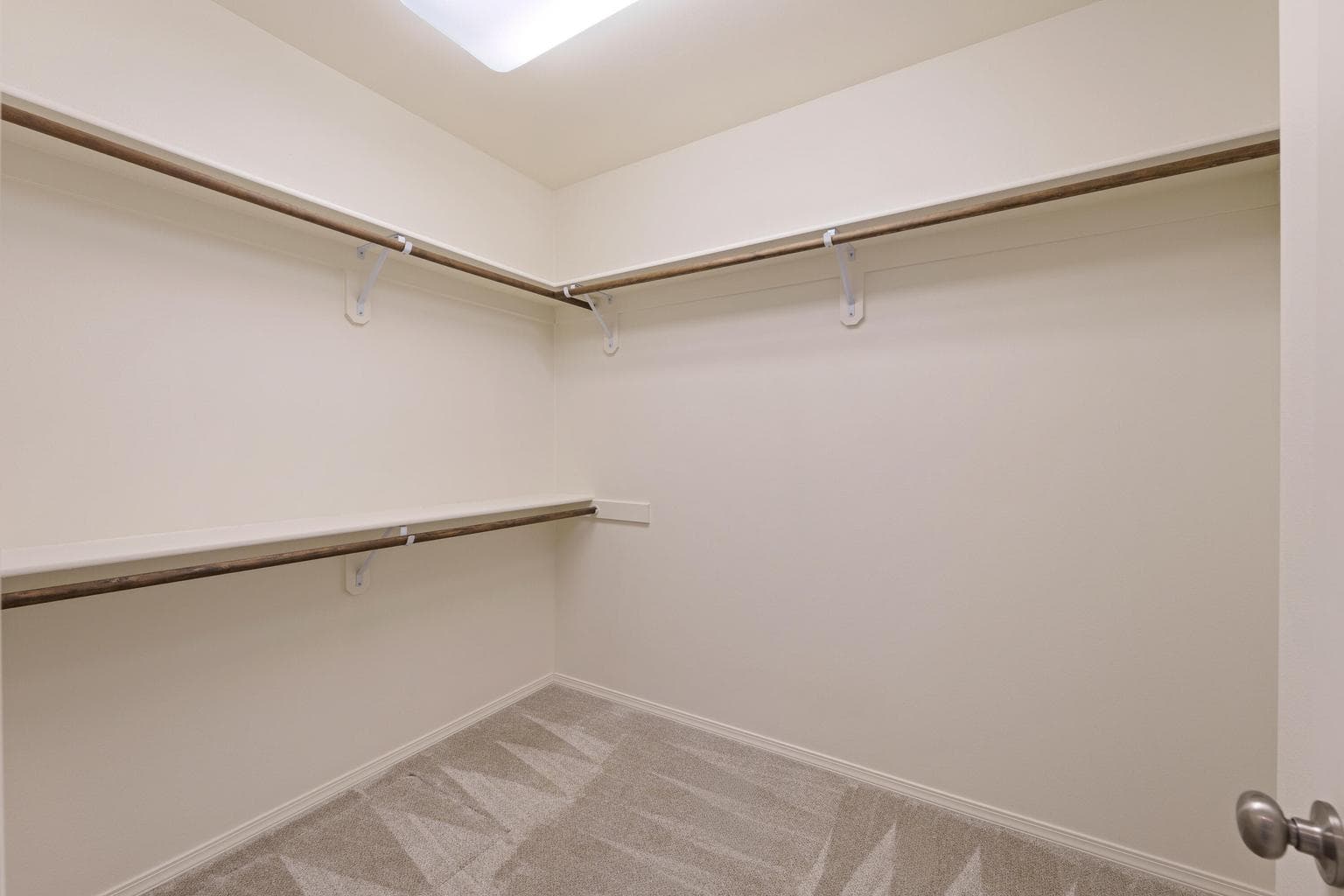 Photo of 3160 SW Obsidian Court 24 of 28