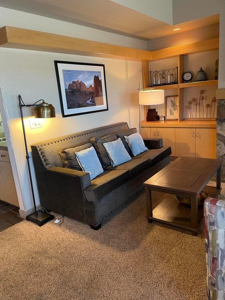 Photo of 1830 Redtail Hawk Drive 19 of 34