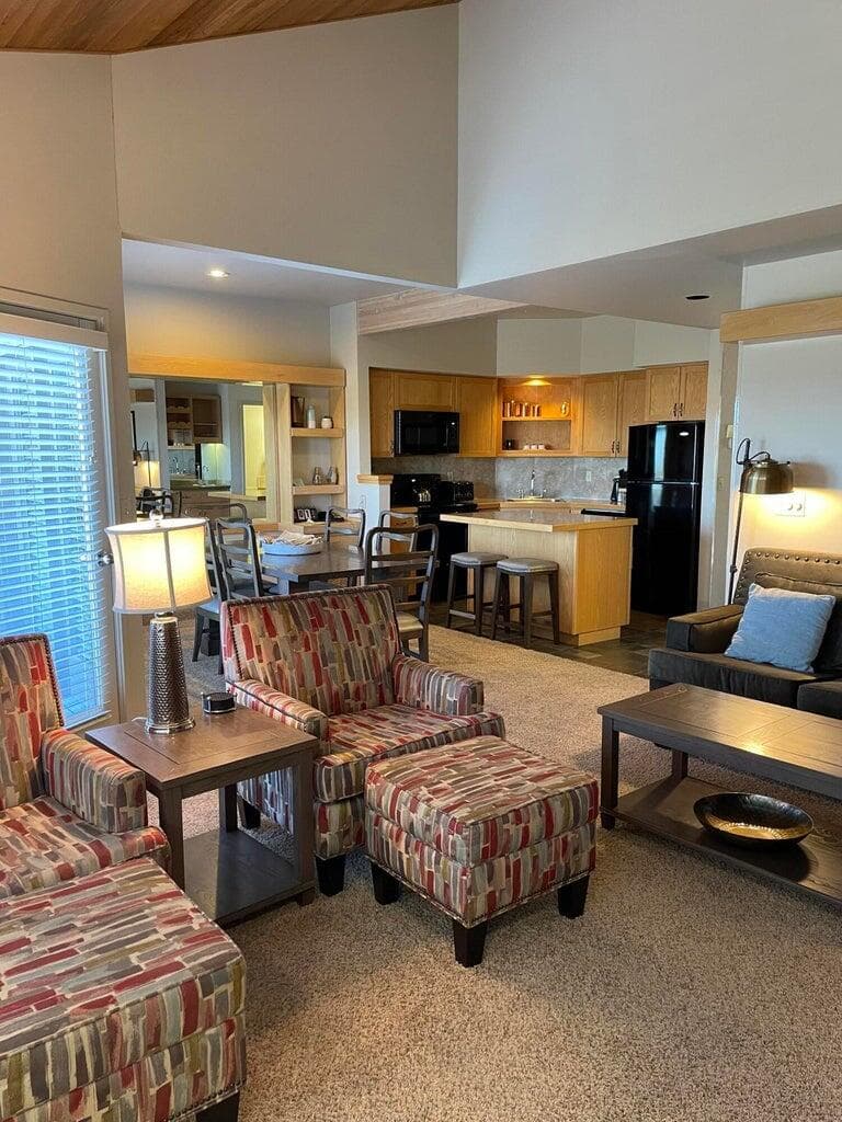 Photo of 1830 Redtail Hawk Drive 17 of 34