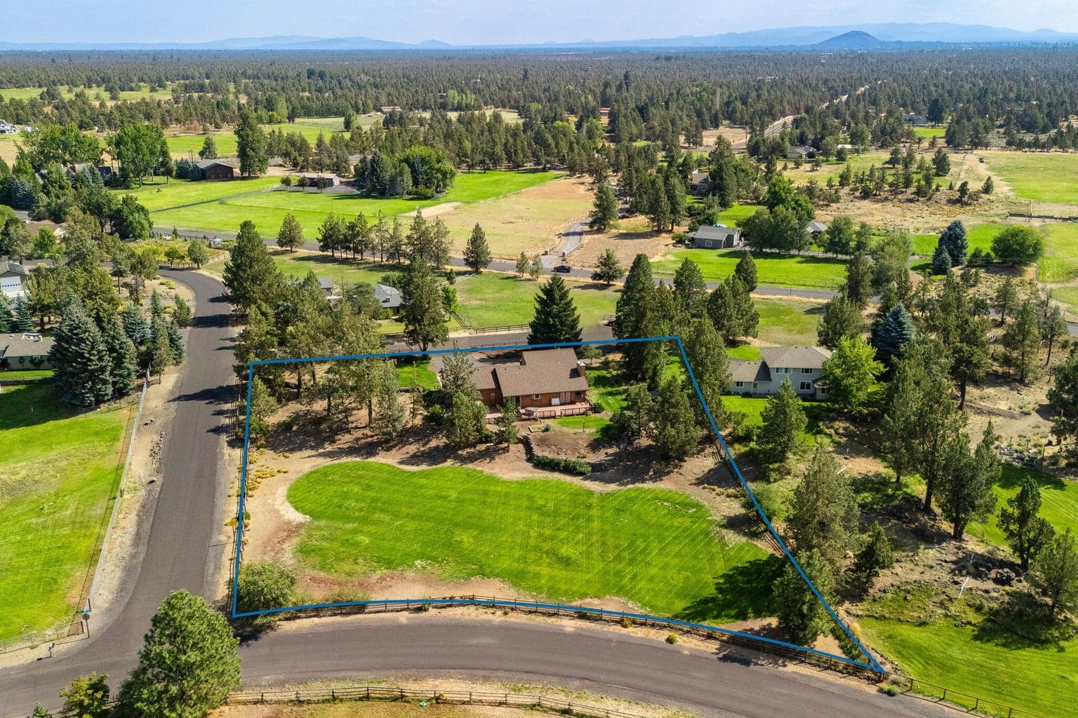 Photo of 64830 Bachelor Way 47 of 59