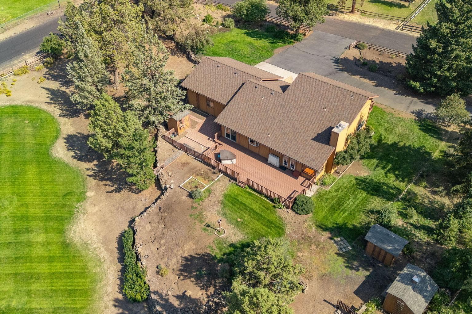 Photo of 64830 Bachelor Way 49 of 59