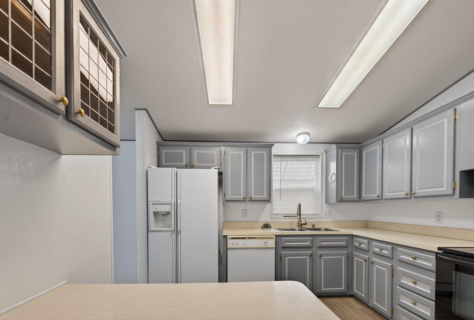Photo of 400 Terrace 4 of 42