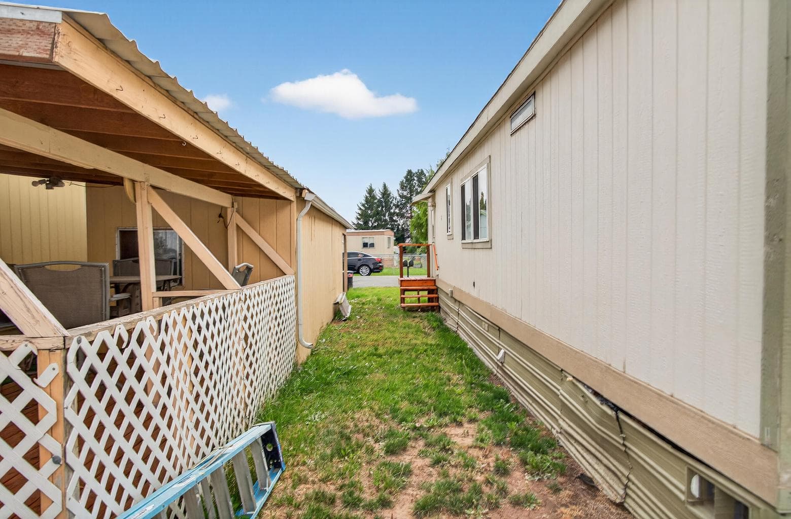 Photo of 400 NW Terrace Lane 29 of 42