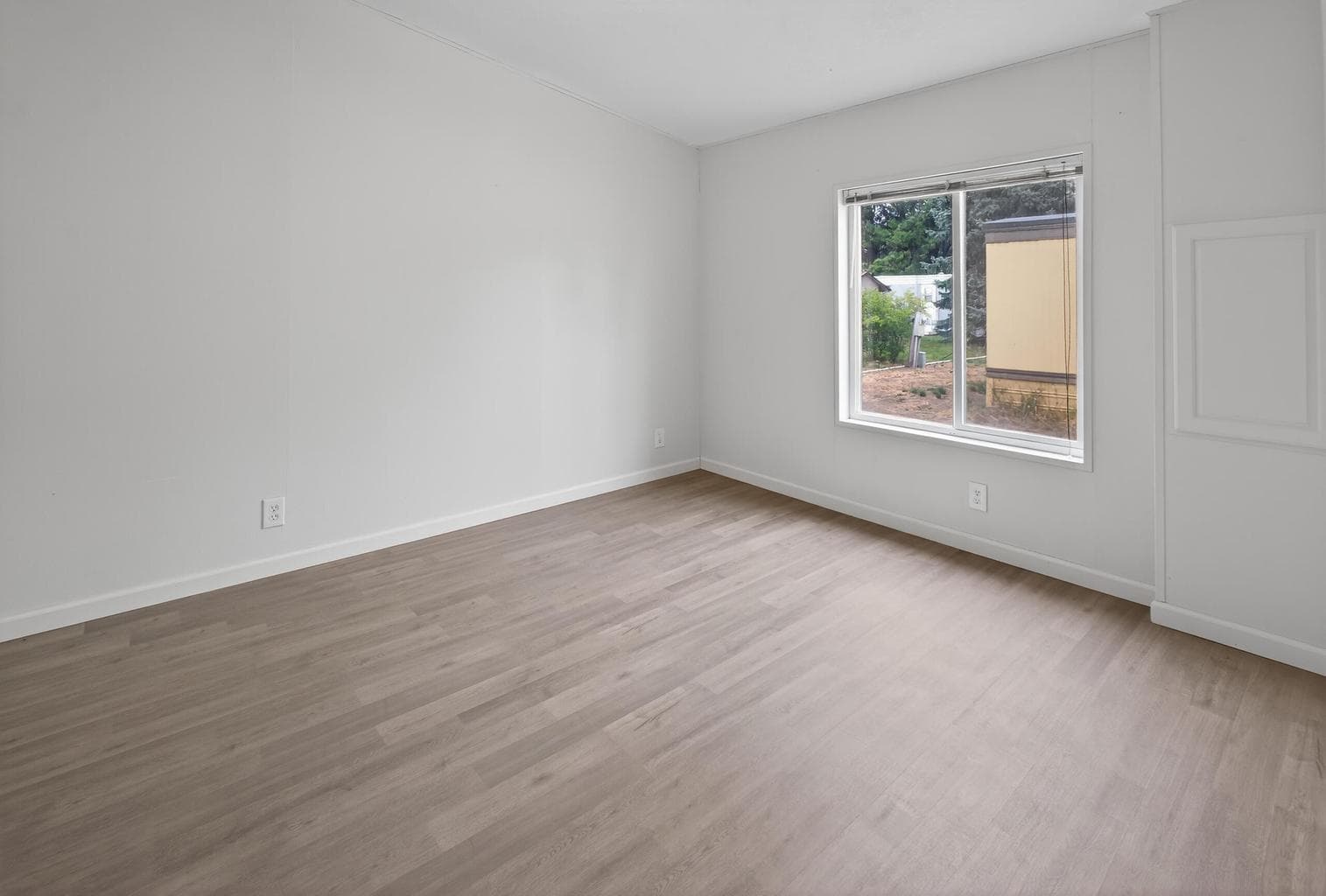 Photo of 400 NW Terrace Lane 22 of 42