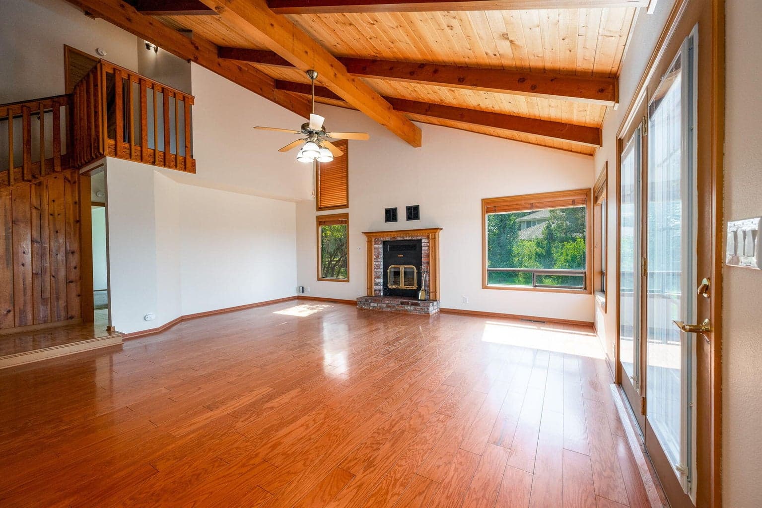 Photo of 64830 Bachelor Way 8 of 59
